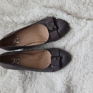 Journee collection grey wedges